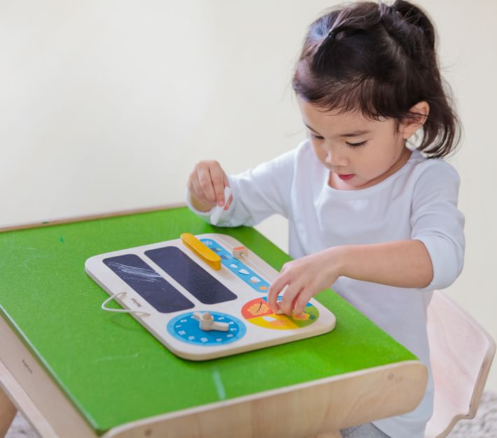 My First Calendar from PlanToys