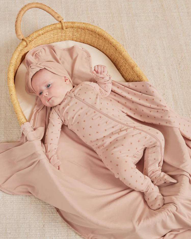 Quincy Mae Bamboo Zip Footie in Twinkle