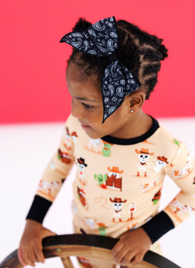 Birdie Bean Black Paisley Clippy Bow