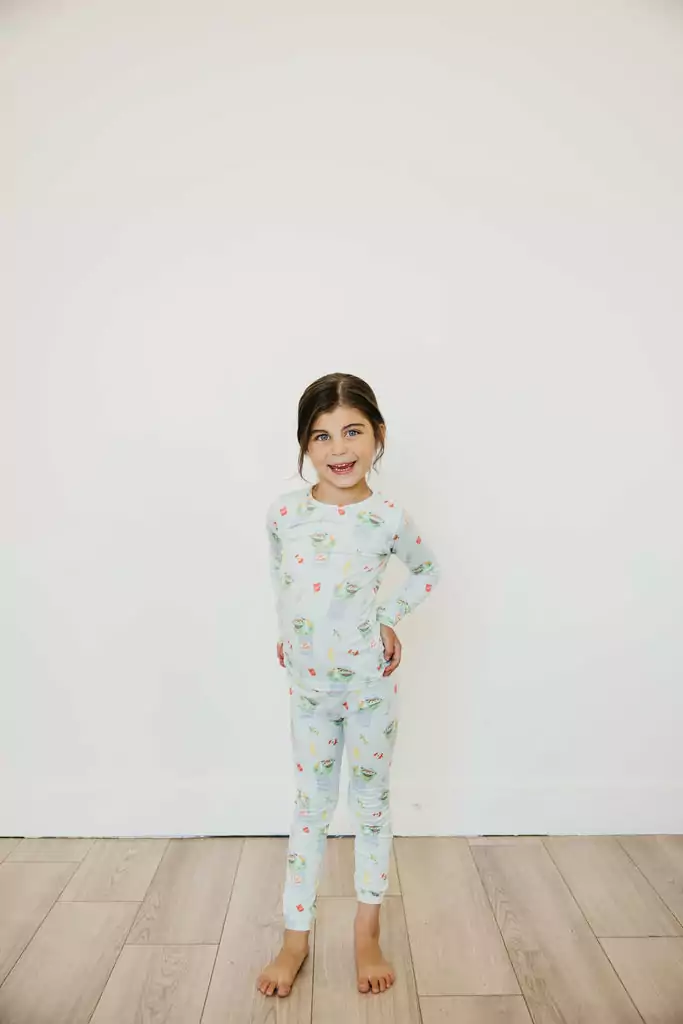 Copper Pearl Oscar the Grouch Two-Piece Pajamas