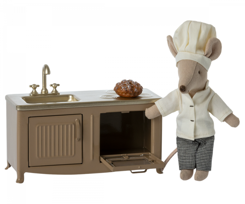 Kitchen For Mouse In Light Brown made by Maileg