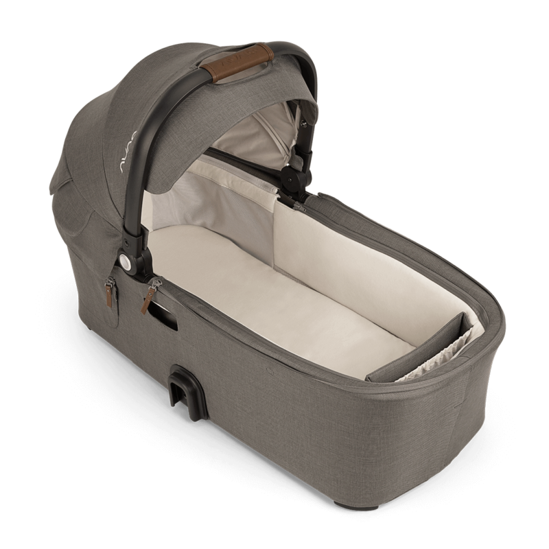 Nuna Demi Next Bassinet + Stand