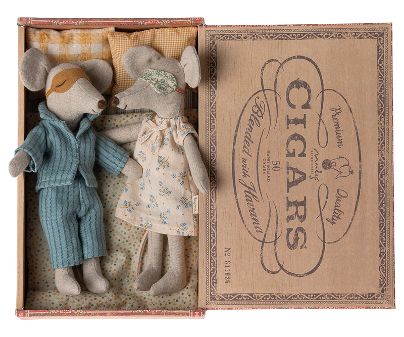 Maileg Mum and Dad Mice in Cigar Box