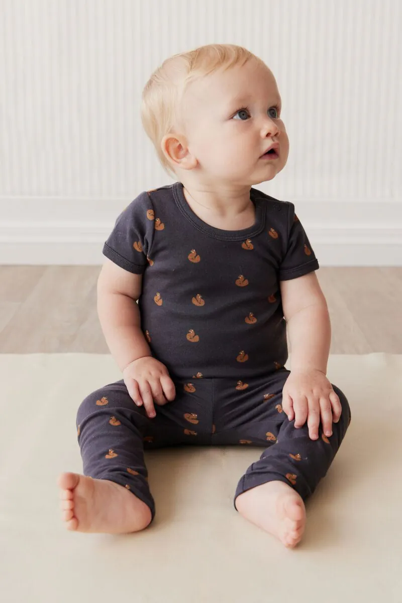 Jamie Kay Organic Cotton Everyday Legging in Fox Cubs Constellation 