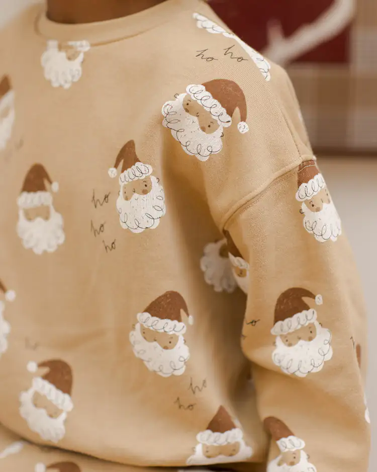 Relaxed Sweatshirt in Santa from Rylee + Cru